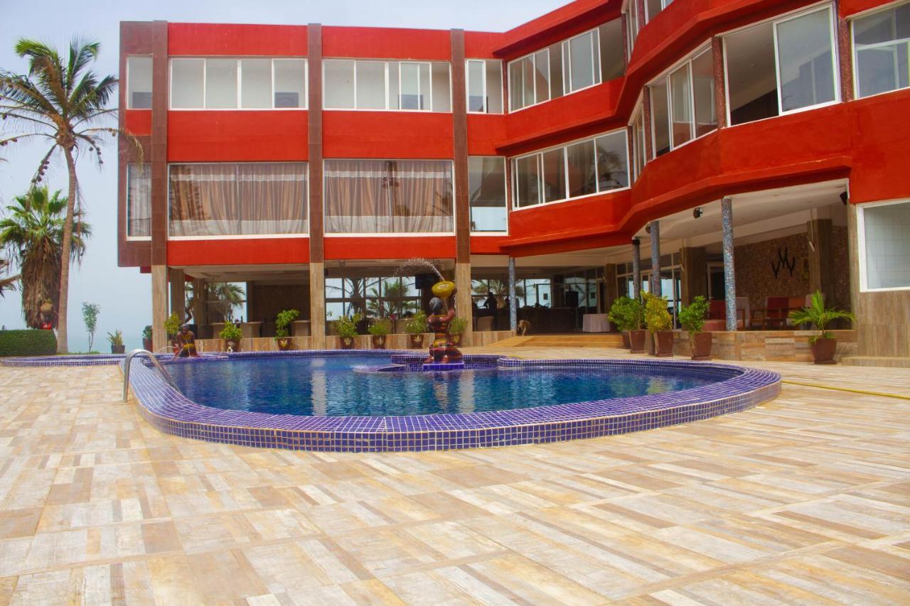 داكاغْ Iris Hotel المظهر الخارجي الصورة